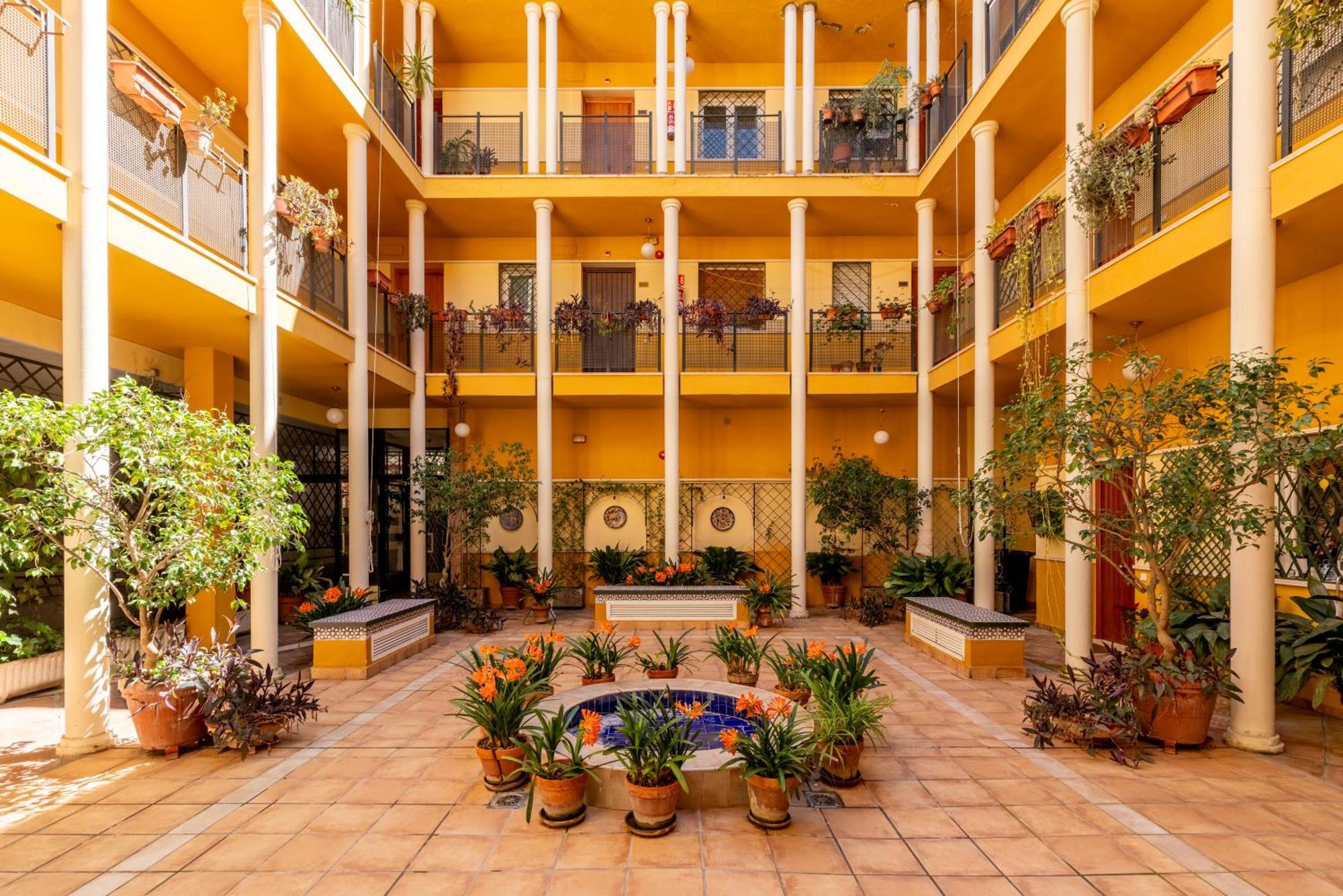San Vicente-Museo Apartamento Севилья Экстерьер фото