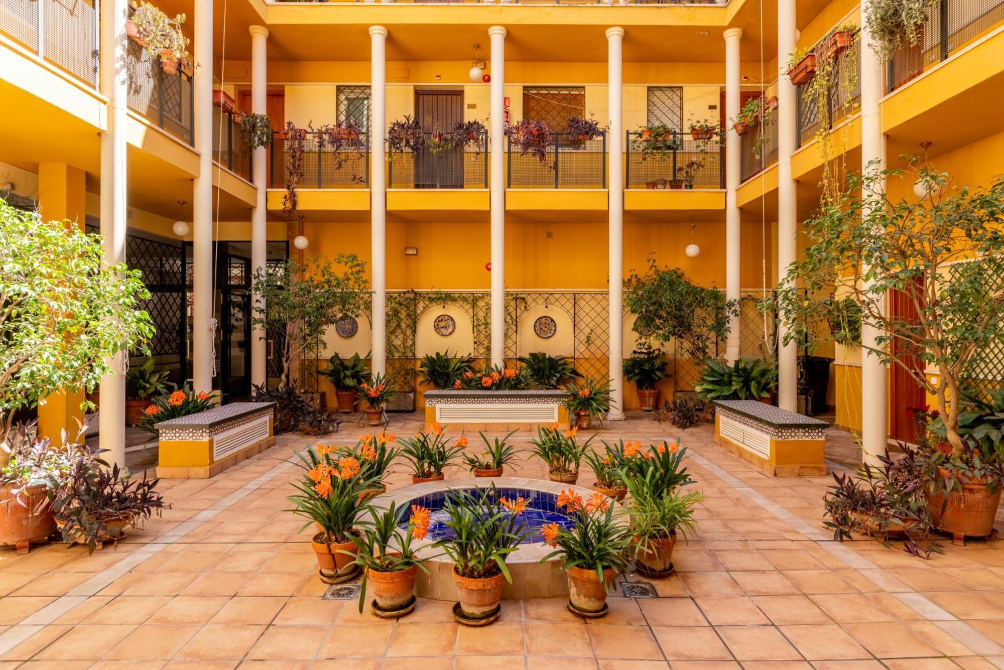 San Vicente-Museo Apartamento Севилья Экстерьер фото