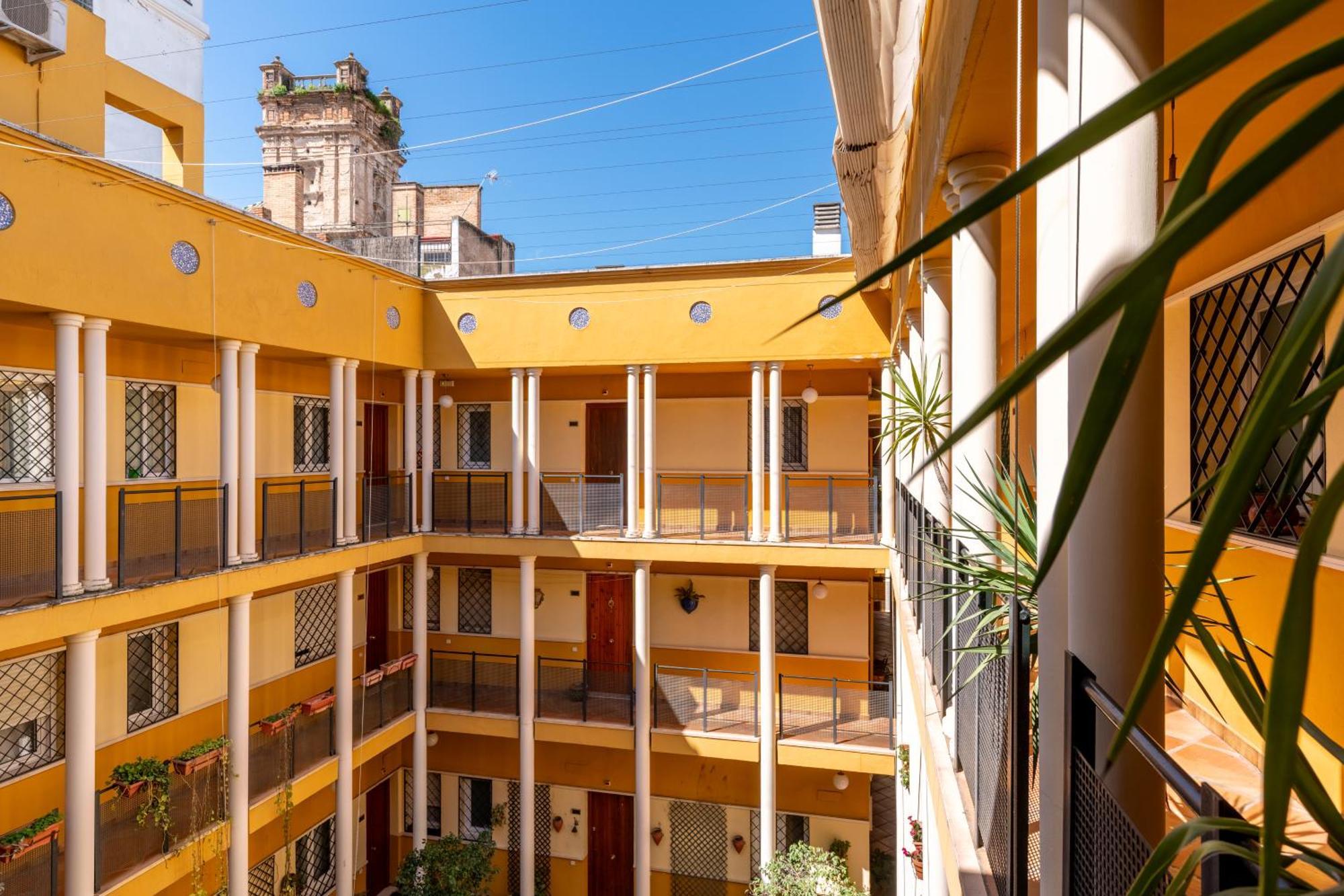 San Vicente-Museo Apartamento Севилья Экстерьер фото