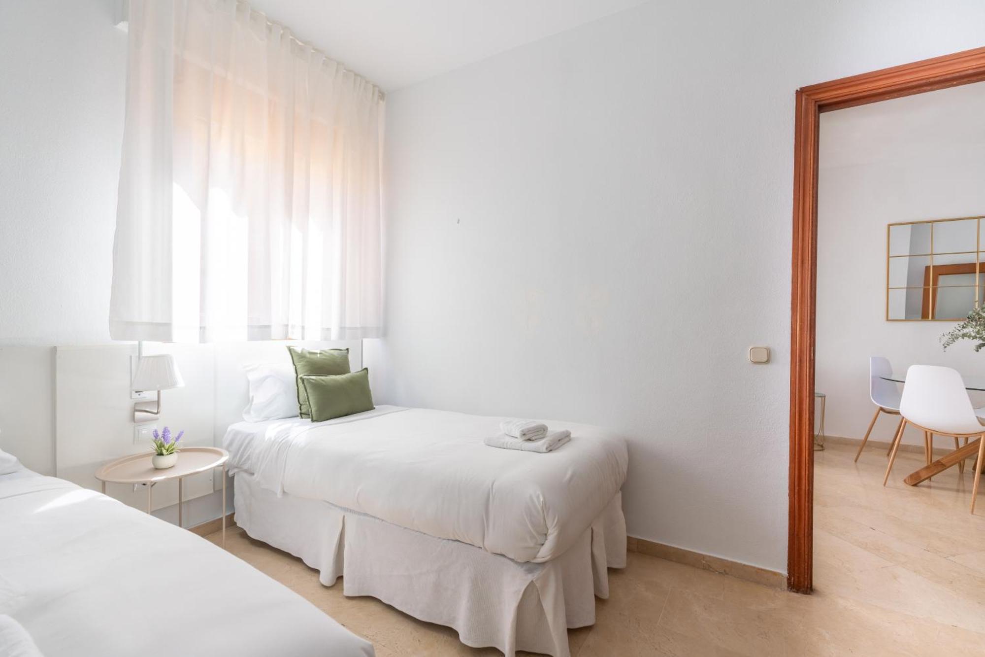 San Vicente-Museo Apartamento Севилья Экстерьер фото